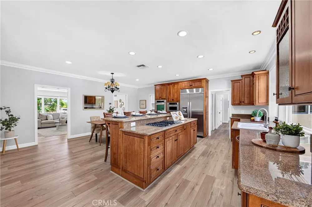 2816 Woodbine Avenue Fullerton, CA 92835