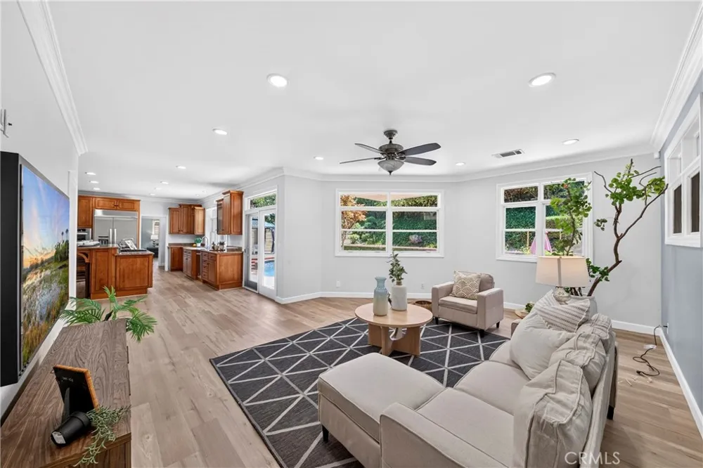 2816 Woodbine Avenue Fullerton, CA 92835