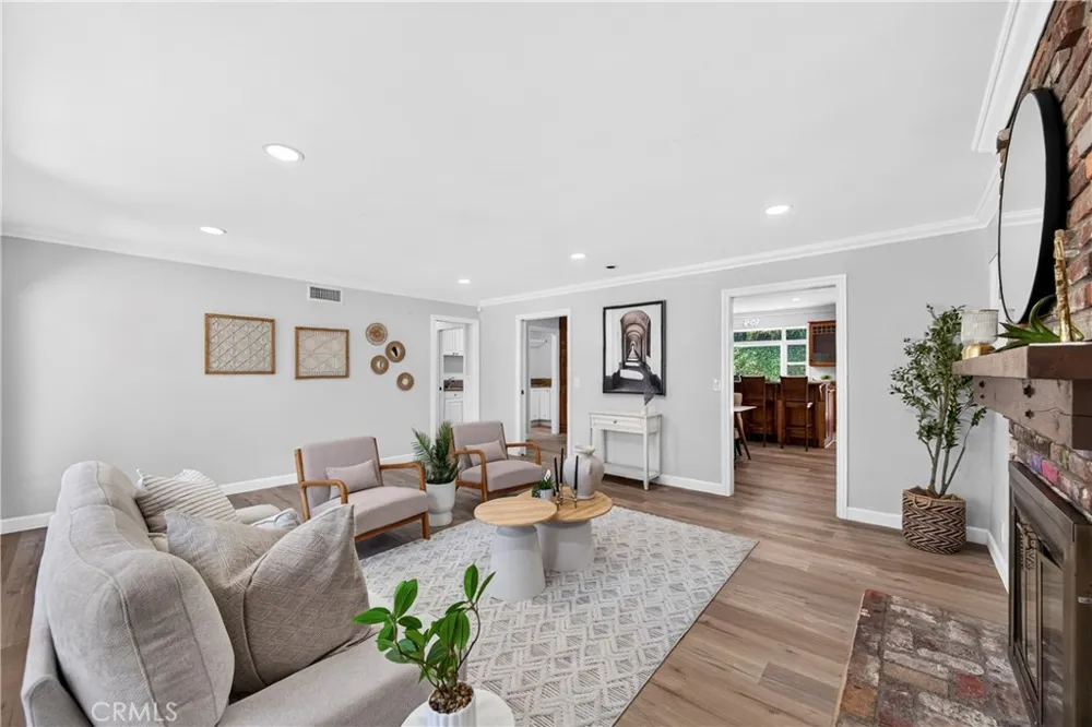 2816 Woodbine Avenue Fullerton, CA 92835