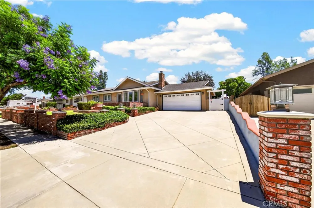 2816 Woodbine Avenue Fullerton, CA 92835