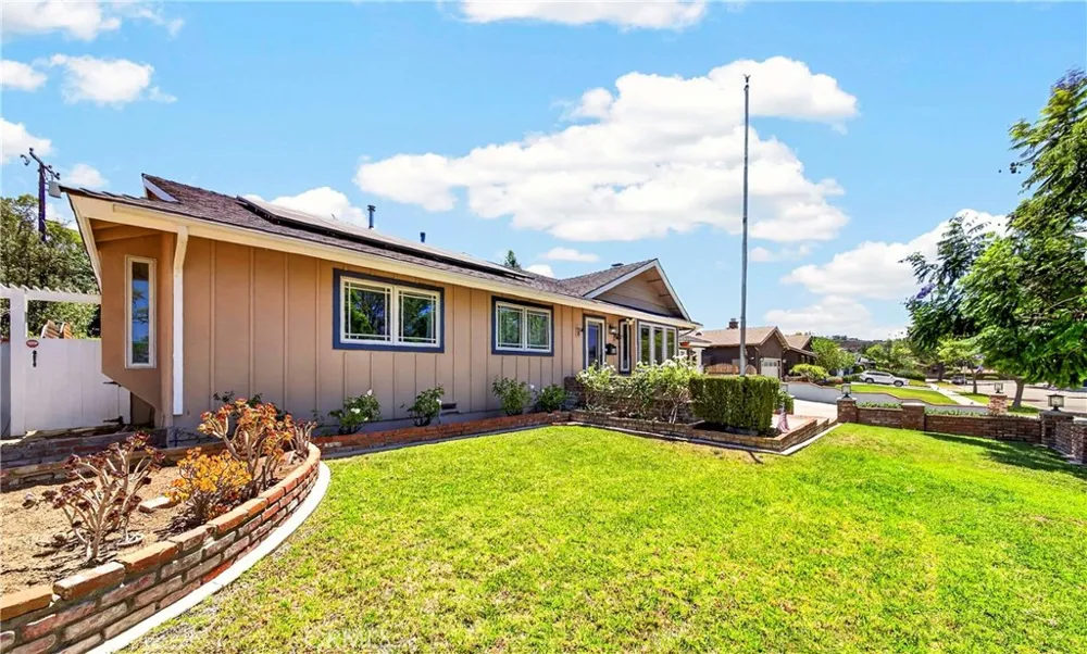 2816 Woodbine Avenue Fullerton, CA 92835