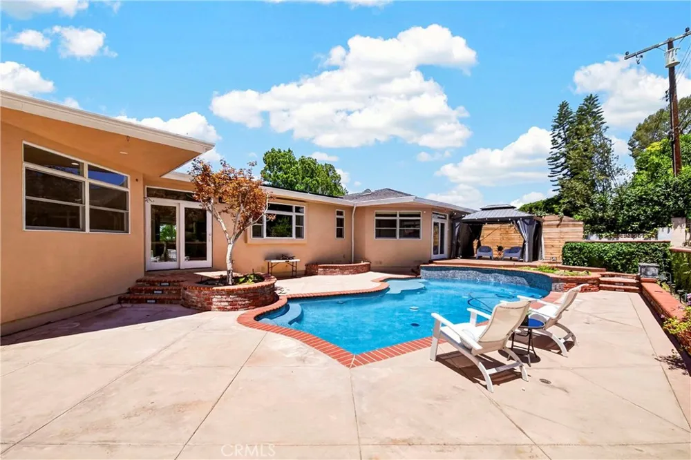 2816 Woodbine Avenue Fullerton, CA 92835
