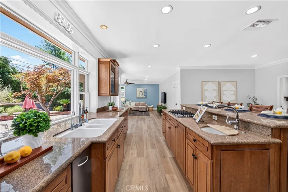 2816 Woodbine Avenue Fullerton, CA 92835