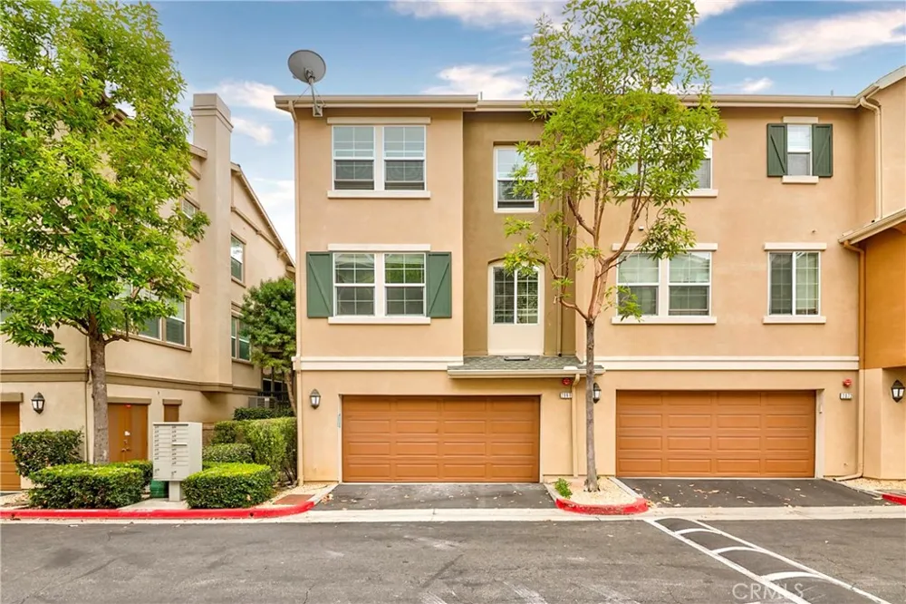 2068 Owens Fullerton, CA 92833