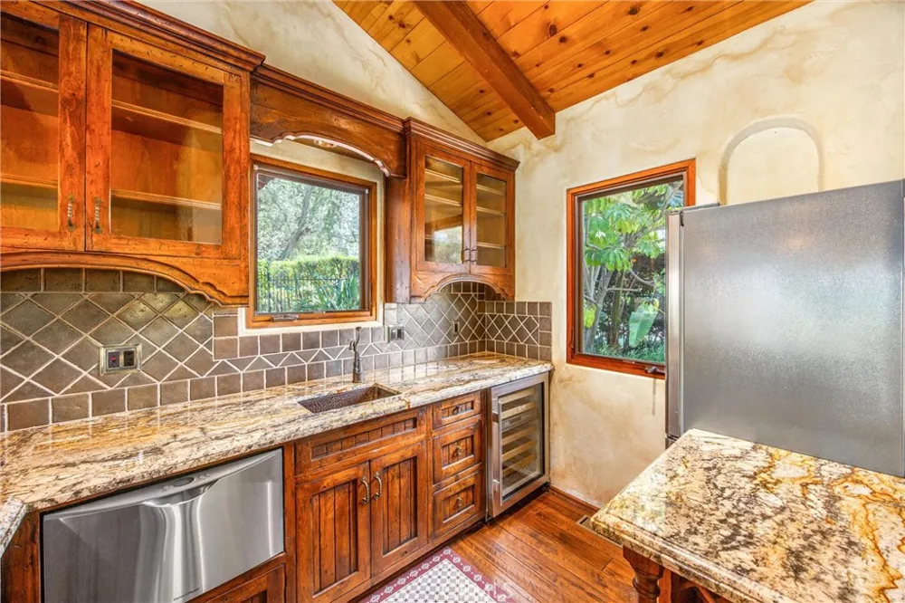 530 W Sunset Redlands, CA 92373