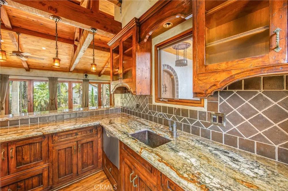 530 W Sunset Redlands, CA 92373