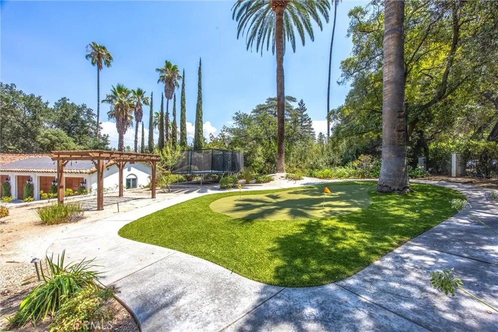 530 W Sunset Redlands, CA 92373