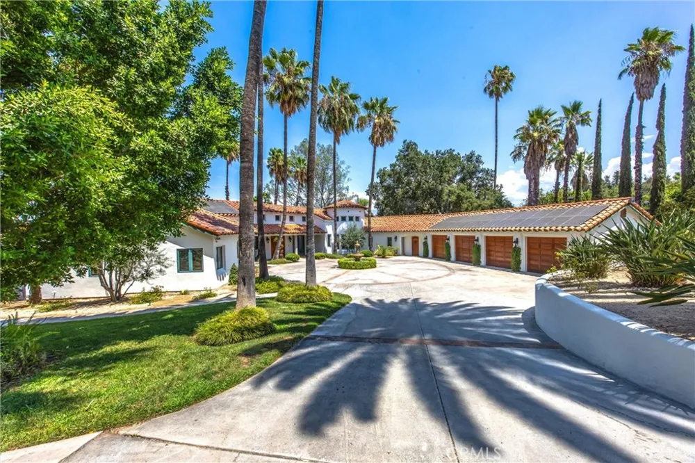 530 W Sunset Redlands, CA 92373
