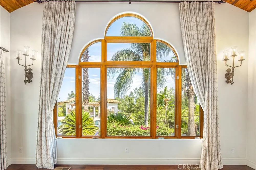 530 W Sunset Redlands, CA 92373