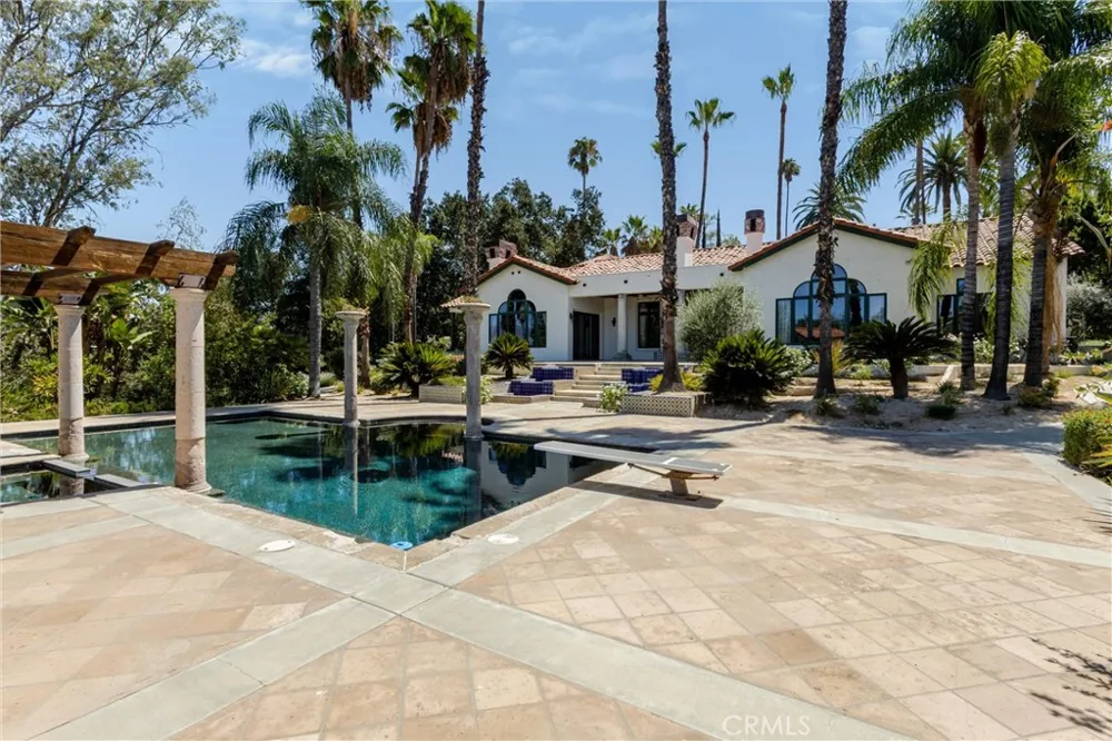 530 W Sunset Redlands, CA 92373