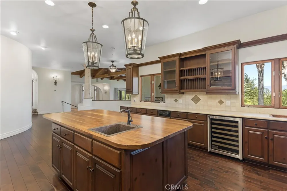 530 W Sunset Redlands, CA 92373