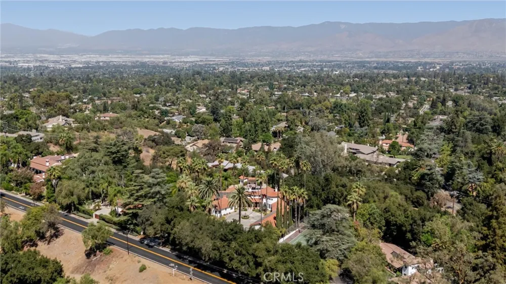 530 W Sunset Redlands, CA 92373
