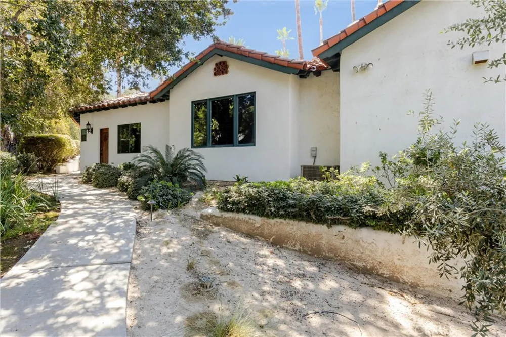 530 W Sunset Redlands, CA 92373