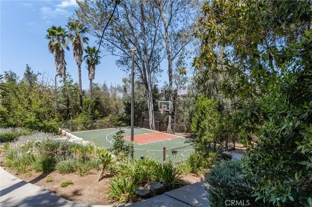 530 W Sunset Redlands, CA 92373