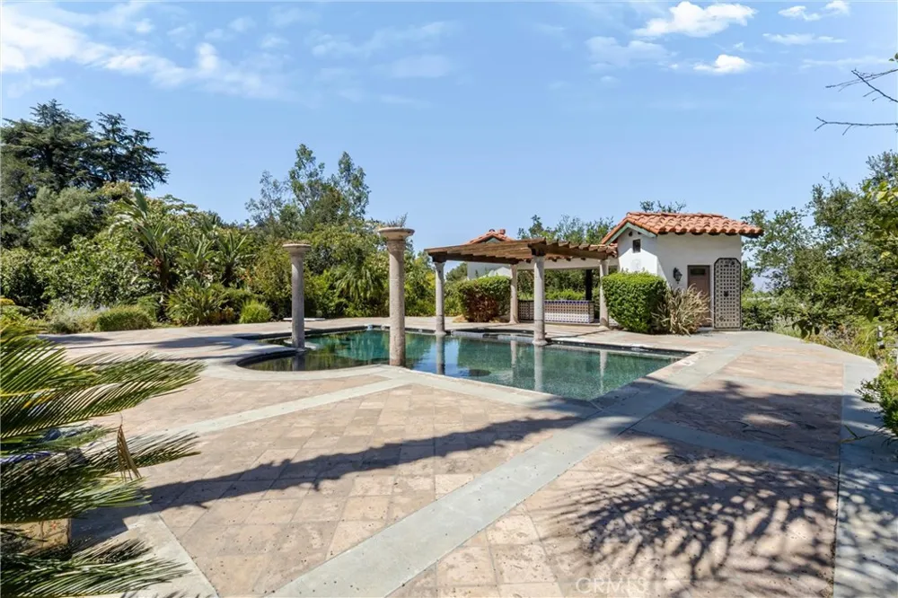 530 W Sunset Redlands, CA 92373