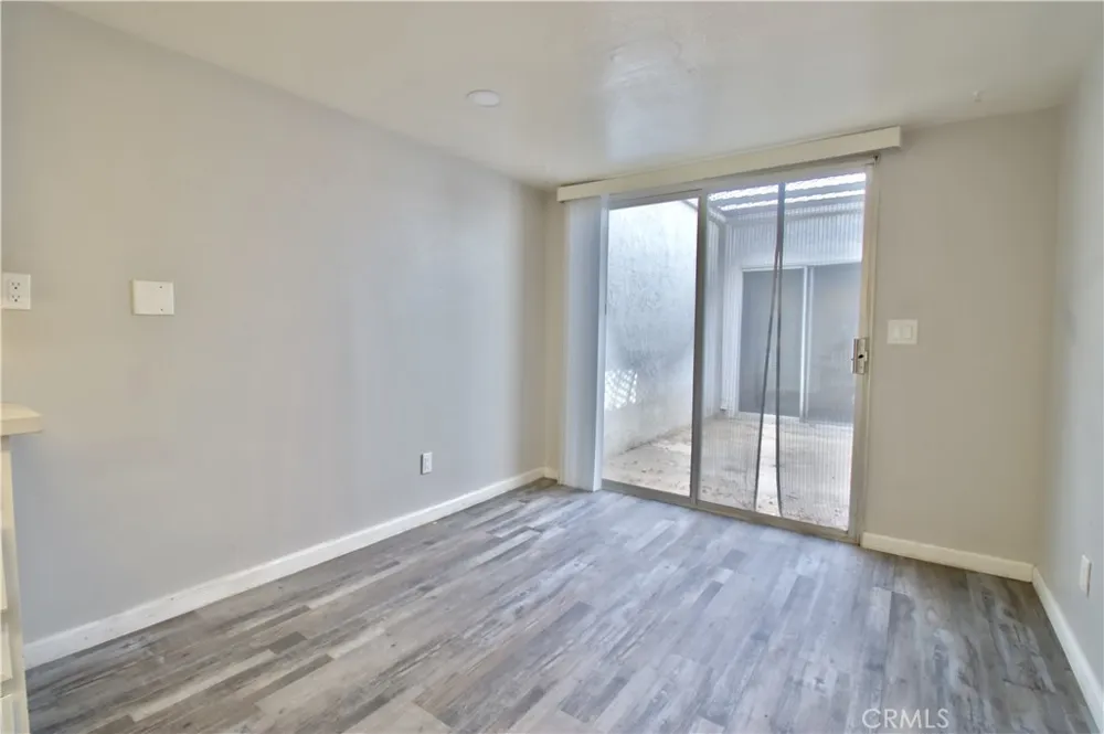 16465 Green Tree #14 Victorville, CA 92395