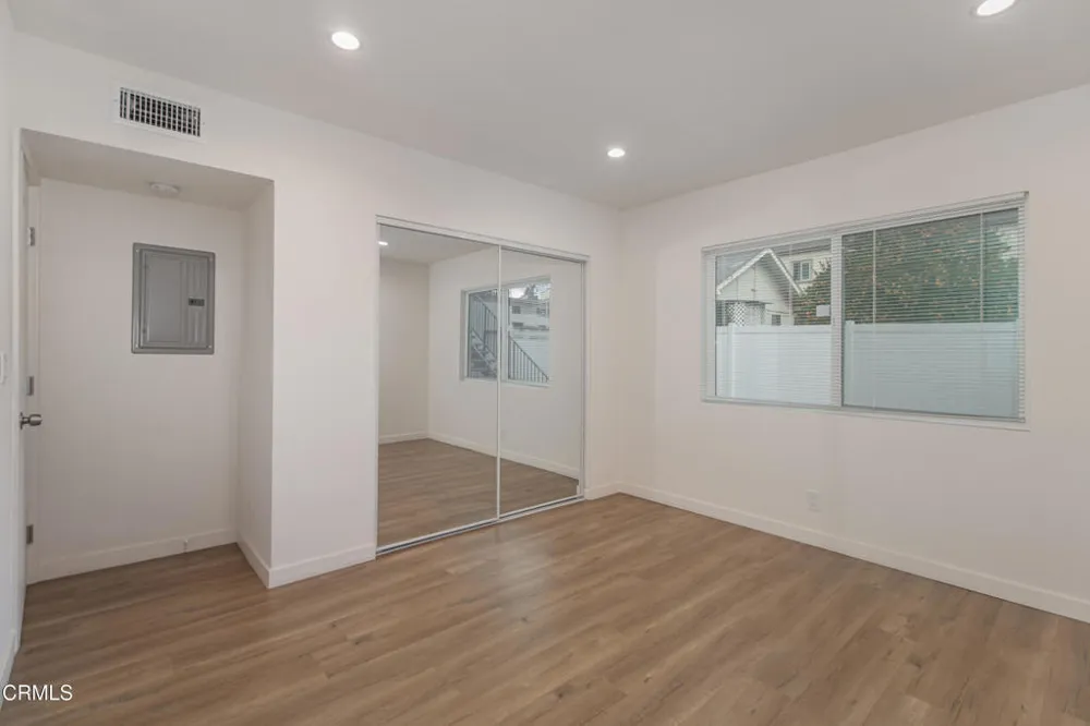 328 E Tujunga Avenue #7 Burbank, CA 91502
