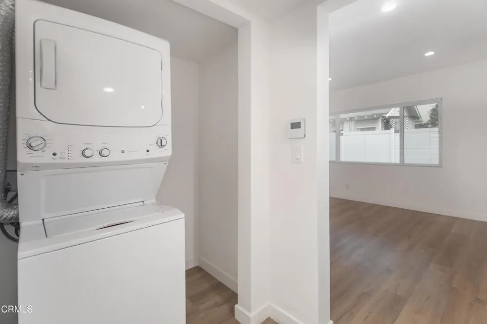 328 E Tujunga Avenue #7 Burbank, CA 91502