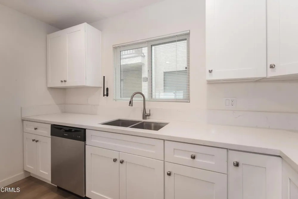 328 E Tujunga Avenue #7 Burbank, CA 91502