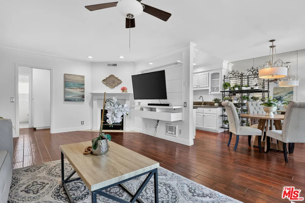 944 11th Street #9 Santa Monica, CA 90403