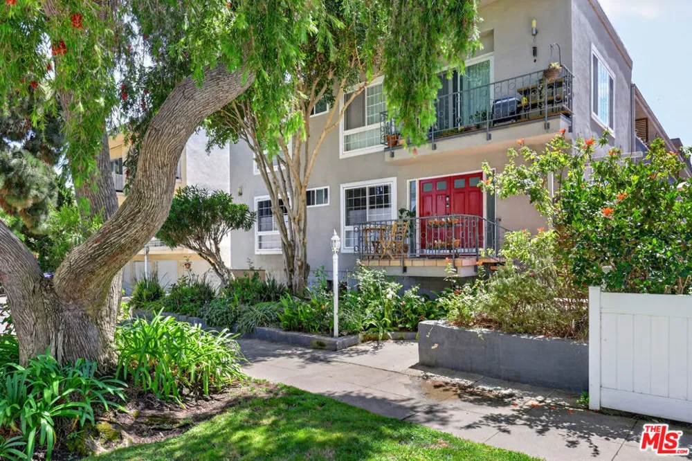 944 11th Street #9 Santa Monica, CA 90403