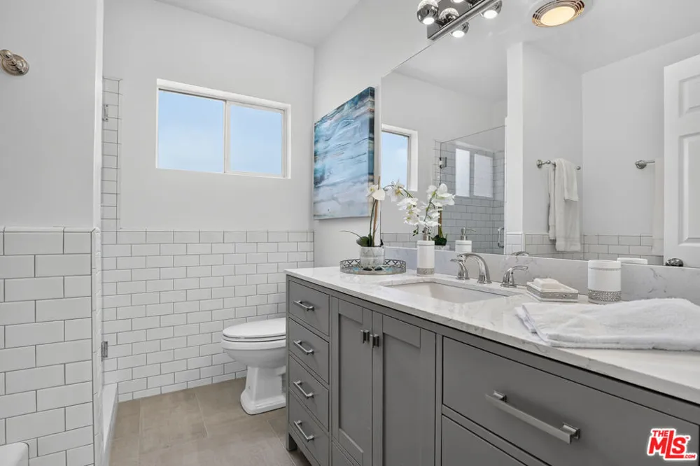 944 11th Street #9 Santa Monica, CA 90403