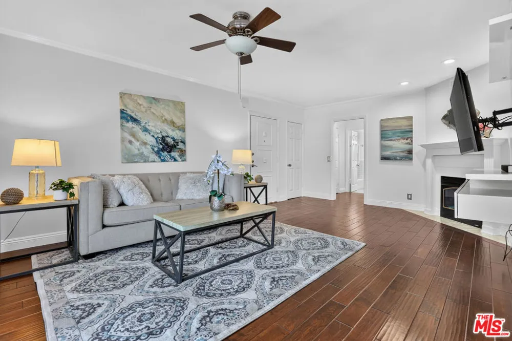 944 11th Street #9 Santa Monica, CA 90403