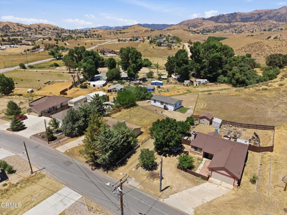 20405 Weston Avenue Tehachapi, CA 93561