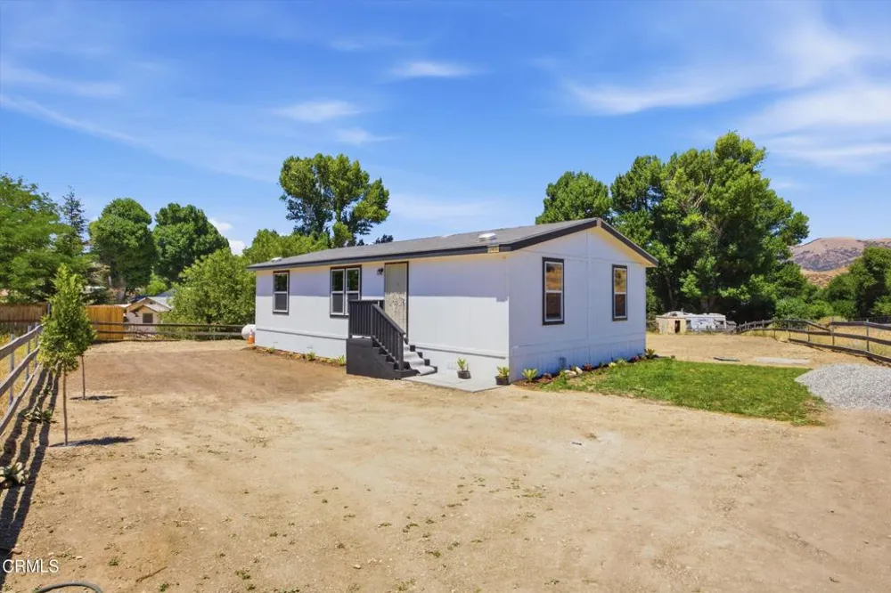 20405 Weston Avenue Tehachapi, CA 93561