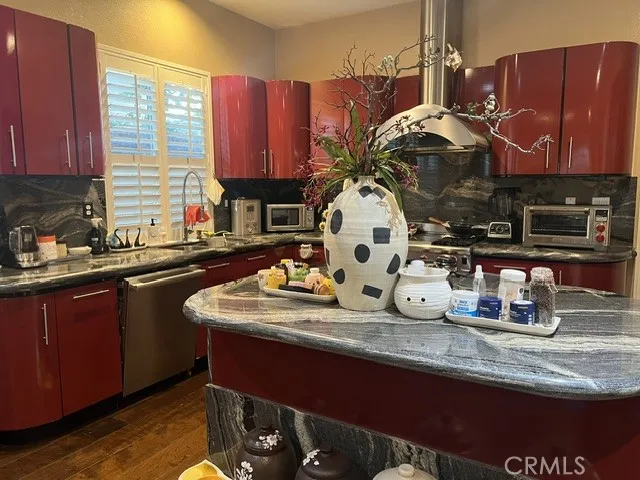 2564 Nixon Way Fullerton, CA 92835