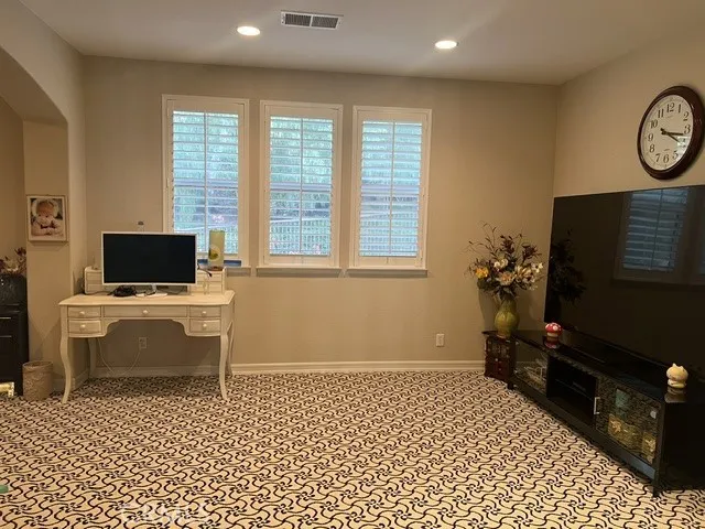 2564 Nixon Way Fullerton, CA 92835
