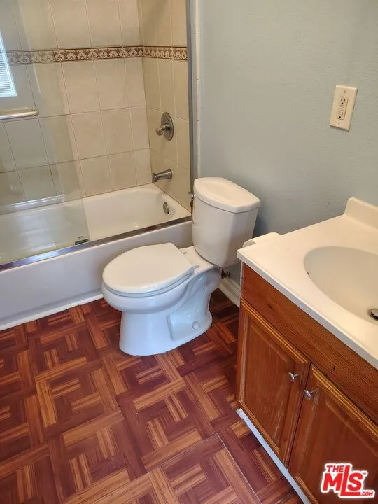 10516 Avalon Boulevard Los Angeles, CA 90003
