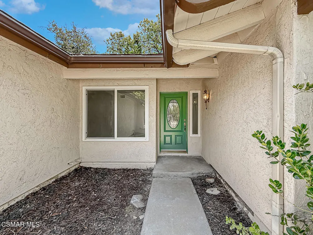 3761 Patrick Henry Place Agoura Hills, CA 91301