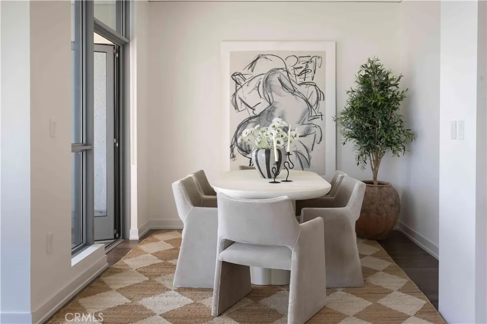 9 MacArthur Place #1404 Santa Ana, CA 92707