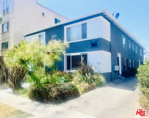 853 HUDSON AVENUE #4