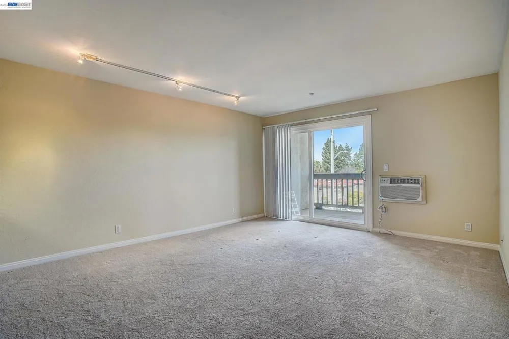 1085 Murrieta Blvd #205 Livermore, CA 94550