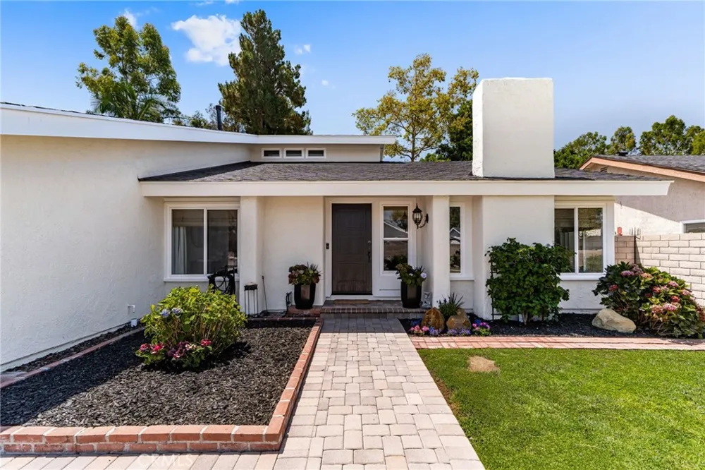 254 Las Riendas Fullerton, CA 92835