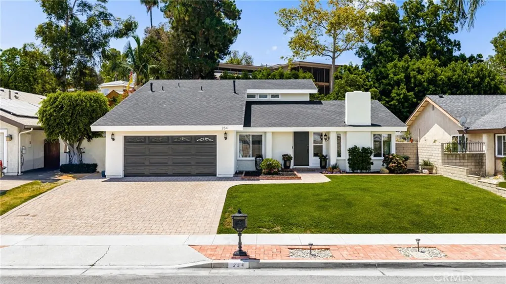 254 Las Riendas Fullerton, CA 92835