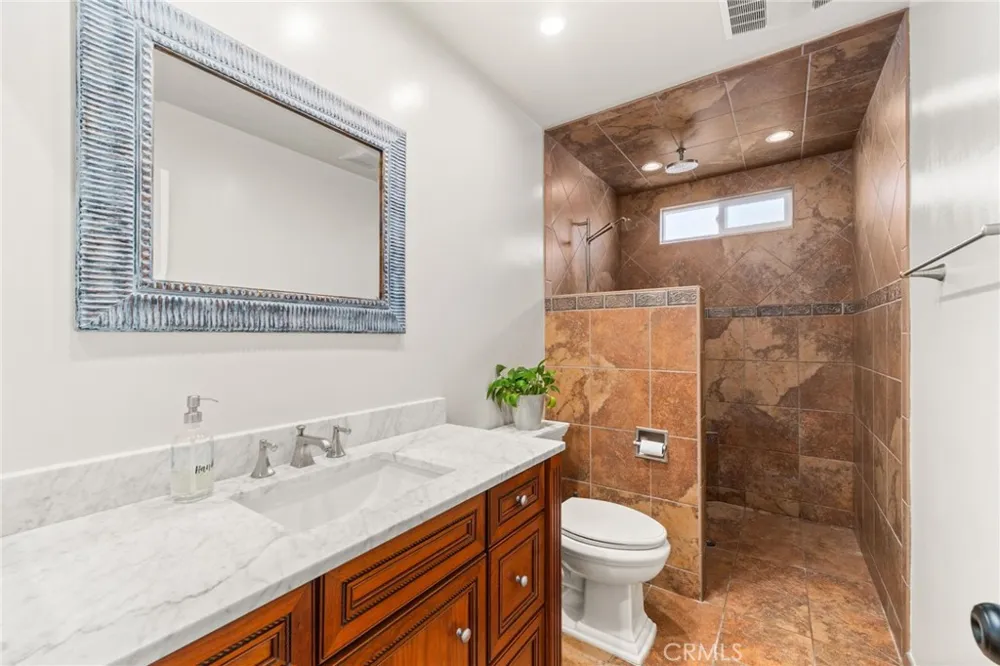 254 Las Riendas Fullerton, CA 92835