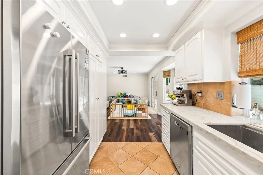 254 Las Riendas Fullerton, CA 92835