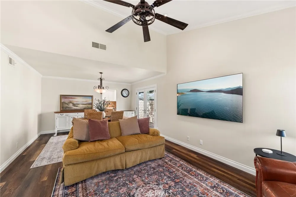 254 Las Riendas Fullerton, CA 92835