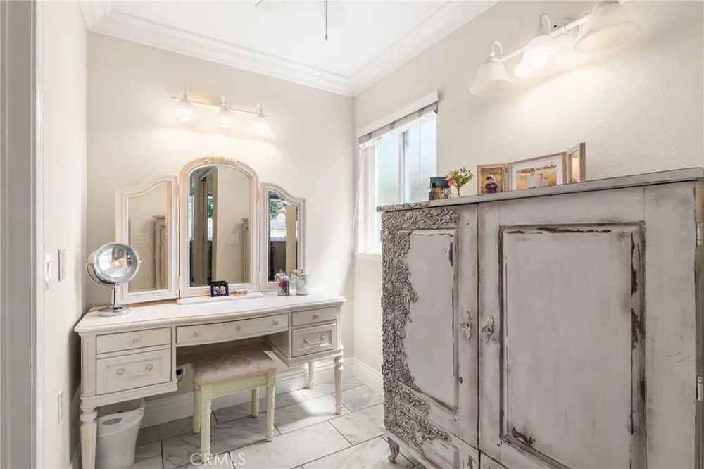 254 Las Riendas Fullerton, CA 92835