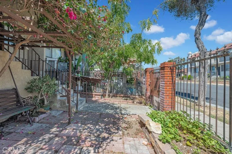 225 Baltimore #A Monterey Park, CA 91754