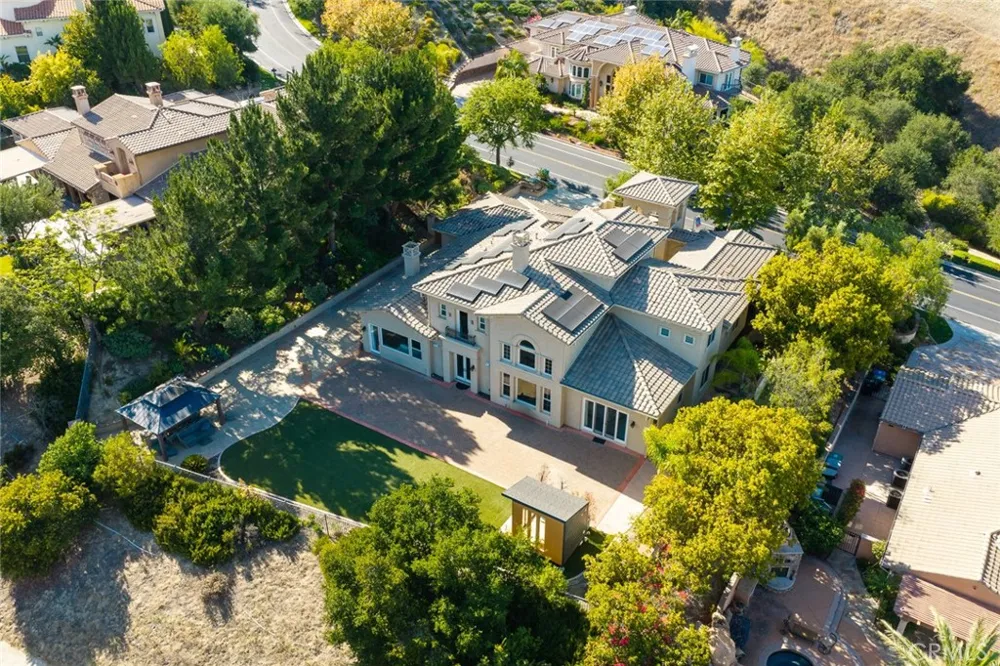 3035 Venezia Chino Hills, CA 91709