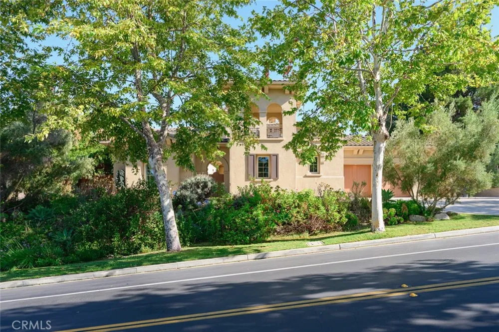 3035 Venezia Chino Hills, CA 91709