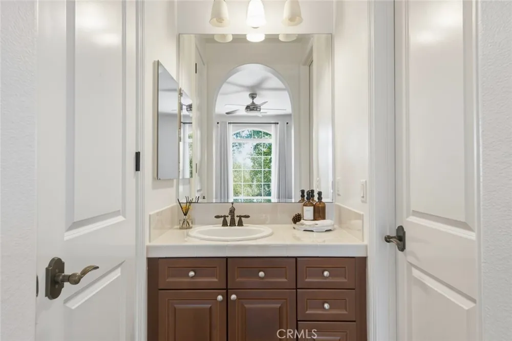 3035 Venezia Chino Hills, CA 91709