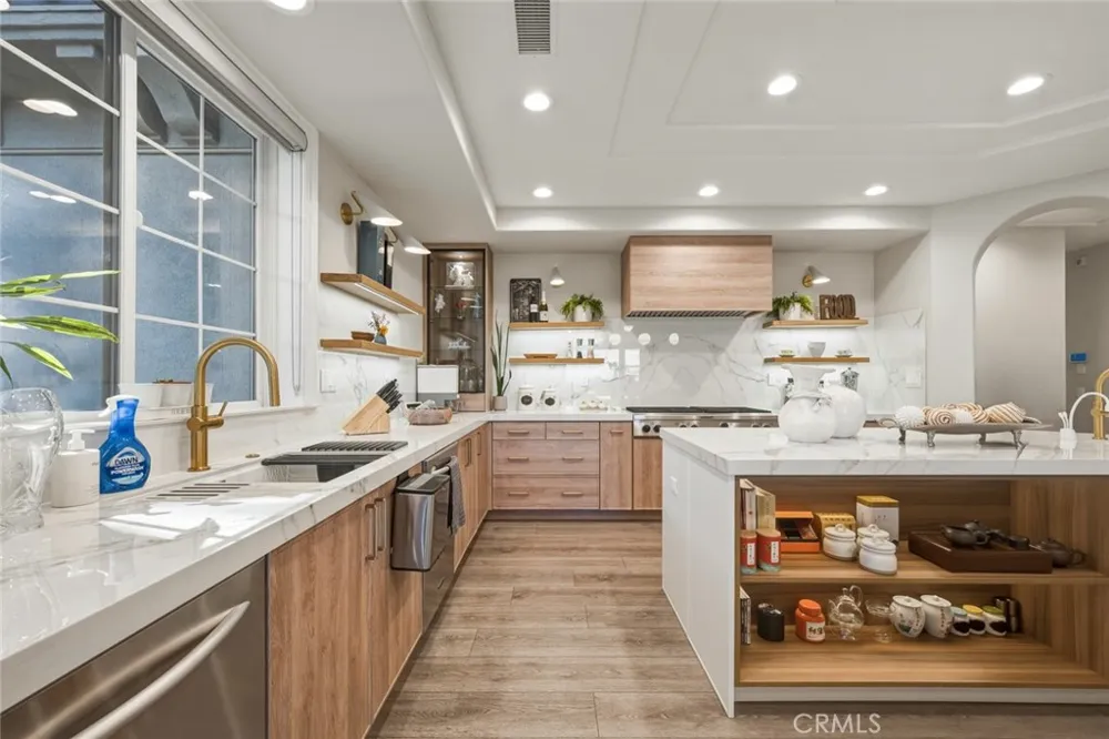 3035 Venezia Chino Hills, CA 91709