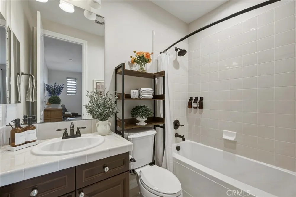 3035 Venezia Chino Hills, CA 91709