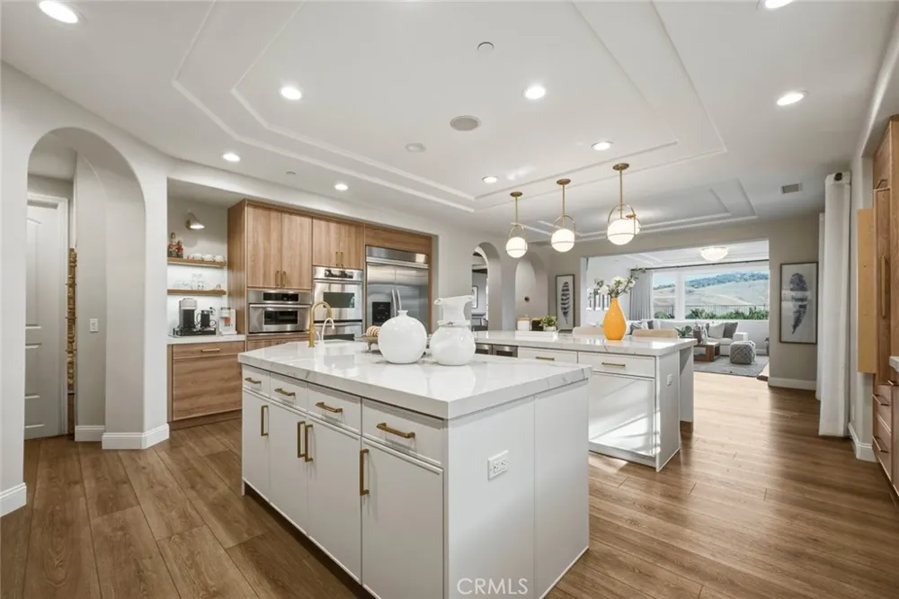 3035 Venezia Chino Hills, CA 91709