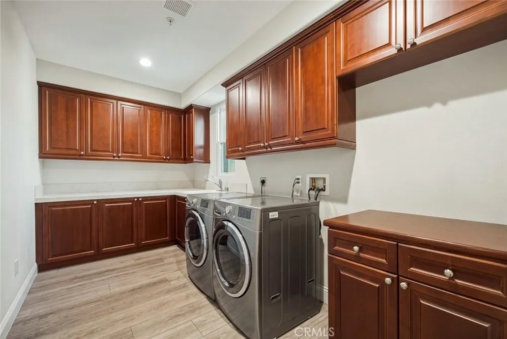3035 Venezia Chino Hills, CA 91709